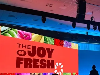 Sesión inaugural “The Joy of Fresh” en el escenario principal de IFPA 2025