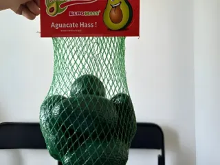 Malla de aguacate Hass Mexfrut · EuroHass en presentación para consumidor